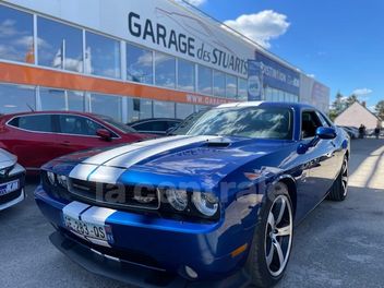 DODGE CHALLENGER 2 6.1 V8 425 SRT8