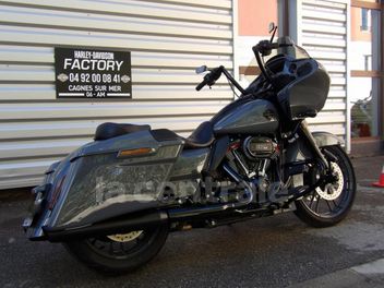 HARLEY DAVIDSON TOURING ROAD GLIDE 1923