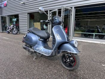 PIAGGIO GTS IE 300