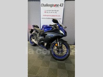 YAMAHA YZF R7 700