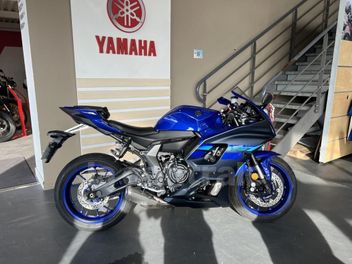 YAMAHA YZF R7 700