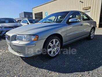 VOLVO S60 (2) 2.4 D 126 SPORT