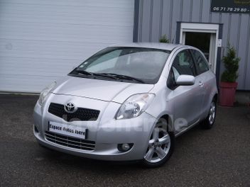 TOYOTA YARIS (2) 85 VVT-I 3P