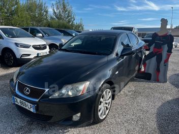 LEXUS IS 2 II 220 D PACK EXECUTIVE 11CV