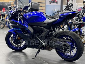 YAMAHA YZF R7 700