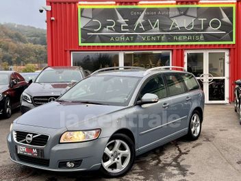 VOLVO V50 (2) D2 MOMENTUM