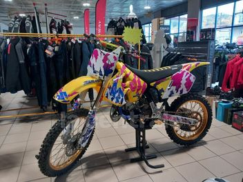 SUZUKI RM 125