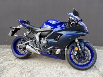 YAMAHA YZF R7 700