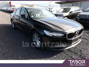 VOLVO S90 (2E GENERATION) II T4 190 MOMENTUM GEARTRONIC 8