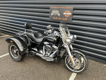 HARLEY DAVIDSON TRIKES FREEWHEELER 1745