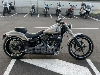 HARLEY DAVIDSON SOFTAIL BREAKOUT 1690