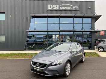 VOLVO V40 (2E GENERATION) II T3 152 MOMENTUM GEARTRONIC