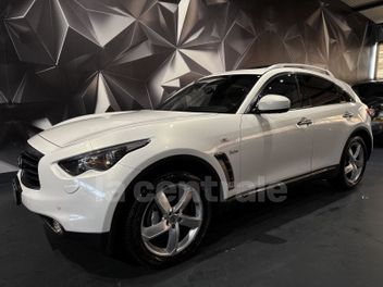 INFINITI QX70 3.0D S PREMIUM