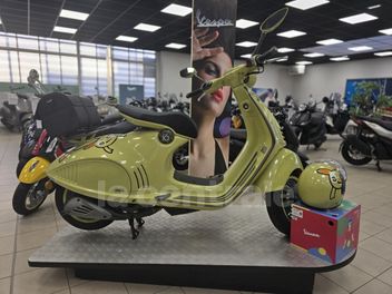 VESPA 946 10 ANNIVERSARIO 125