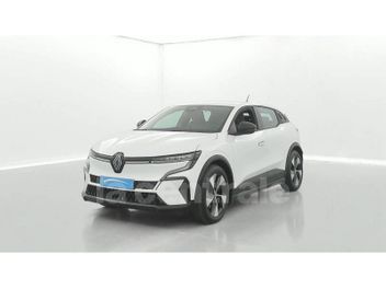 RENAULT MEGANE 5 V E-TECH EV40 130 BOOST CHARGE EQUILIBRE 40 KWH