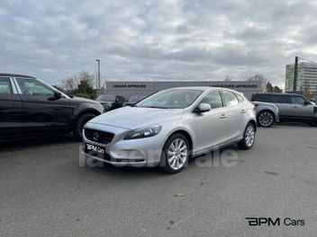 VOLVO V40 (2E GENERATION) II T3 152 SUMMUM GEARTRONIC