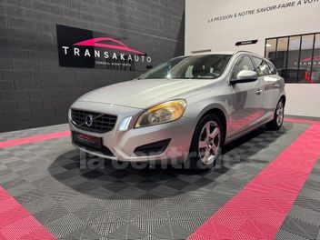 VOLVO V60 D3 163 MOMENTUM