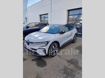 RENAULT MEGANE 5 V E-TECH 220 AUTONOMIE CONFORT AC7 TECHNO 60 KWH