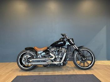 HARLEY DAVIDSON SOFTAIL BREAKOUT 1868