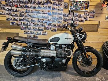 TRIUMPH STREET SCRAMBLER 900