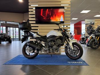 YAMAHA FZ 1 FAZER