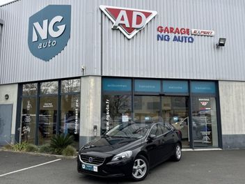 VOLVO V40 (2E GENERATION) II (2) 1.5 T2 122 MOMENTUM BUSINESS GEARTRONIC 6