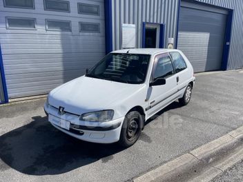 PEUGEOT 106 (2) 1.1 COLOR LINE 3P