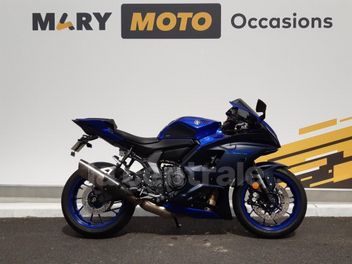 YAMAHA YZF R7 700