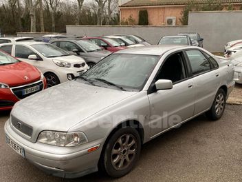 VOLVO S40 (2) 1.6