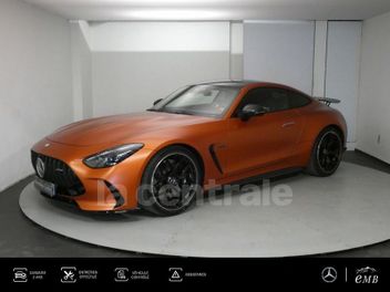 MERCEDES-AMG 
