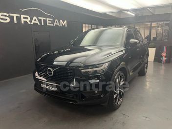 VOLVO XC40 D4 AWD ADBLUE 190 R-DESIGN GEARTRONIC 8