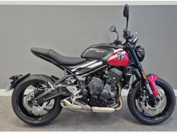 TRIUMPH TRIDENT 660