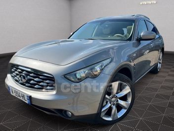INFINITI 