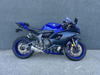 YAMAHA YZF R7 700