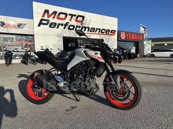 YAMAHA MT-03 300