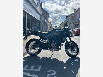 HUSQVARNA SVARTPILEN 125 ABS