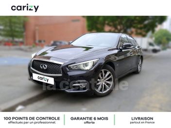 INFINITI 