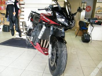 YAMAHA FZ 1 FAZER