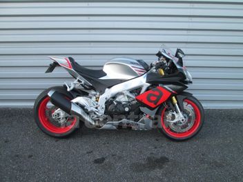 APRILIA RSV4 1000 RR