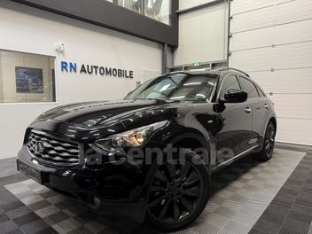 INFINITI 