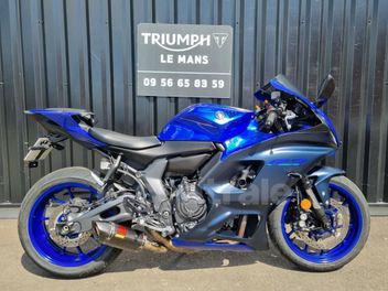 YAMAHA YZF R7 700