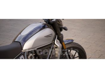 DUCATI SCRAMBLER 800