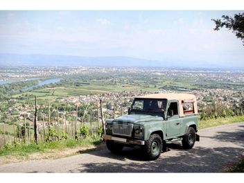 LAND ROVER 