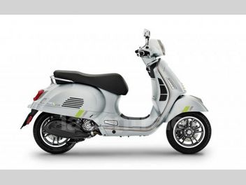VESPA GTS SUPER 300