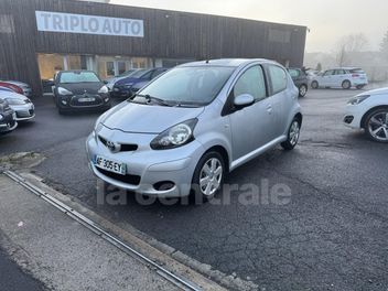 TOYOTA AYGO (2) 1.0 VVT-I CONFORT 5P