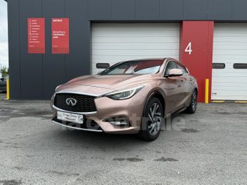 INFINITI Q30 1.5D 109 PREMIUM CITY BLACK