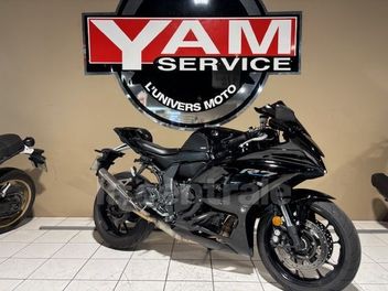 YAMAHA YZF R7 700