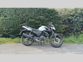 YAMAHA YS 125