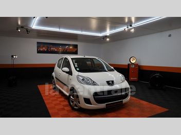 PEUGEOT 107 (2) 1.0 TRENDY 2-TRONIC 5P