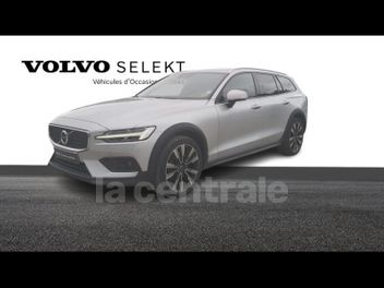 VOLVO V60 (2E GENERATION) CROSS COUNTRY II B4 AWD 197 CROSS COUNTRY PRO GEARTRONIC 8